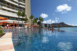 Sheraton-Waikiki-Resort-Pool